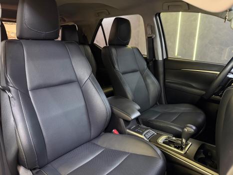 TOYOTA Hilux SW4 2.8 16V 4P SRX 4X4 7 LUGARES TURBO DIESEL AUTOM�TICO, Foto 14