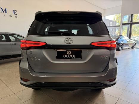 TOYOTA Hilux SW4 2.8 16V 4P SRX PLATINUM 4X4 7 LUGARES TURBO DIESEL AUTOM�TICO, Foto 5