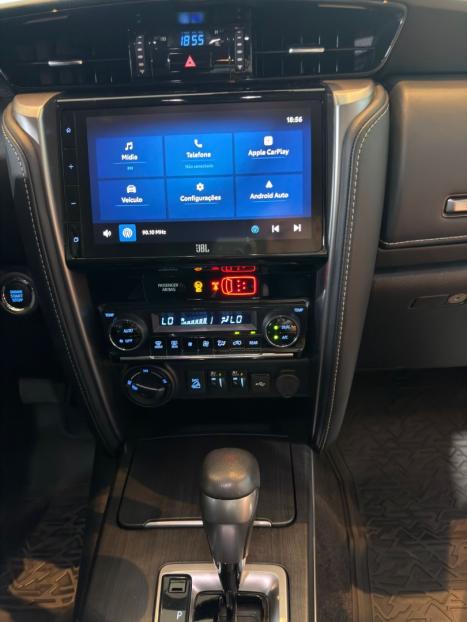 TOYOTA Hilux SW4 2.8 16V 4P SRX PLATINUM 4X4 7 LUGARES TURBO DIESEL AUTOM�TICO, Foto 11