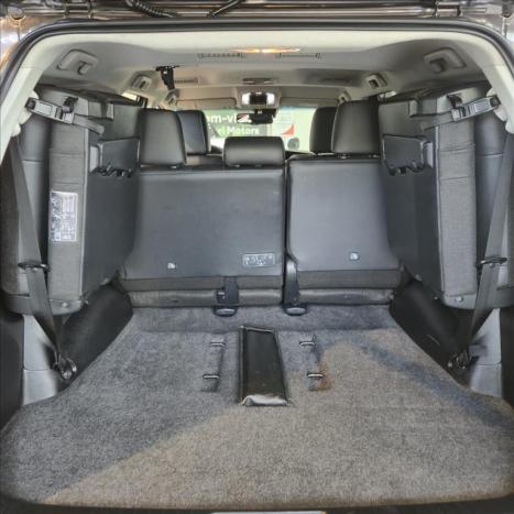 TOYOTA Hilux SW4 2.8 4P SRX 4X4 TURBO DIESEL AUTOM�TICO, Foto 17