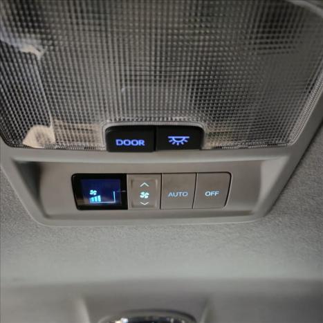 TOYOTA Hilux SW4 2.8 4P SRX 4X4 TURBO DIESEL AUTOM�TICO, Foto 18