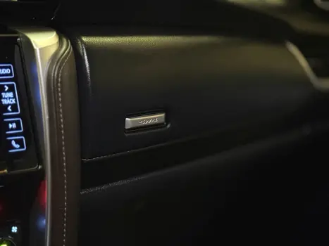 TOYOTA Hilux SW4 2.8 4P SRX 4X4 TURBO DIESEL AUTOM�TICO, Foto 19