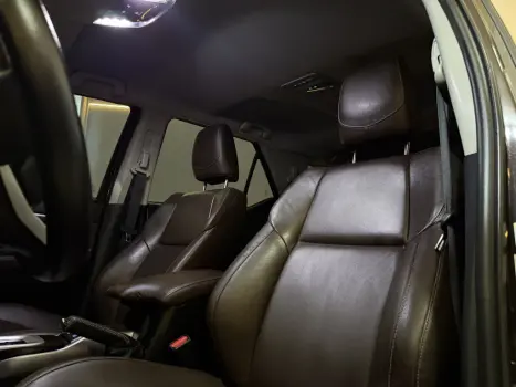 TOYOTA Hilux SW4 2.8 4P SRX 4X4 TURBO DIESEL AUTOM�TICO, Foto 20