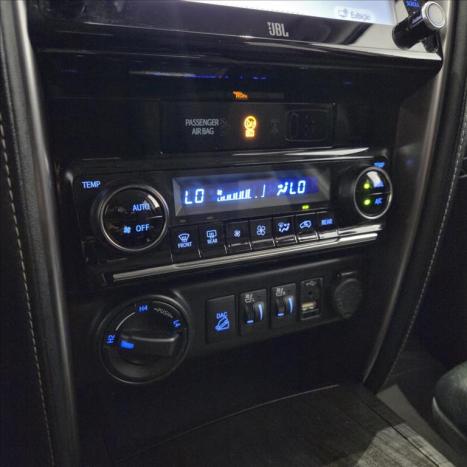 TOYOTA Hilux SW4 2.8 4P SRX 4X4 TURBO DIESEL AUTOM�TICO, Foto 9