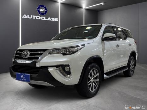 TOYOTA Hilux SW4 2.8 4P SRX 4X4 TURBO DIESEL AUTOM�TICO, Foto 1