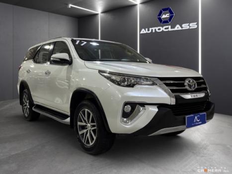 TOYOTA Hilux SW4 2.8 4P SRX 4X4 TURBO DIESEL AUTOM�TICO, Foto 4