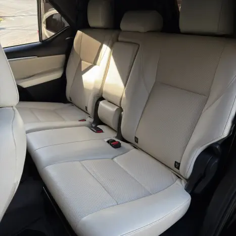 TOYOTA Hilux SW4 2.8 4P SRX 4X4 DIAMOND 7 LUGARES TURBO DIESEL AUTOM�TICO, Foto 15