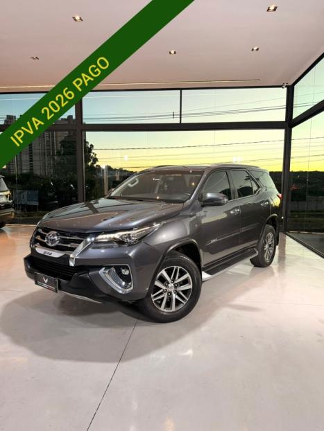 TOYOTA Hilux SW4 2.8 4P SRX 4X4 TURBO DIESEL AUTOM�TICO, Foto 1