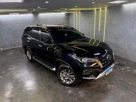 TOYOTA Hilux SW4 2.8 16V 4P SRX 4X4 7 LUGARES TURBO DIESEL AUTOM�TICO, Foto 1