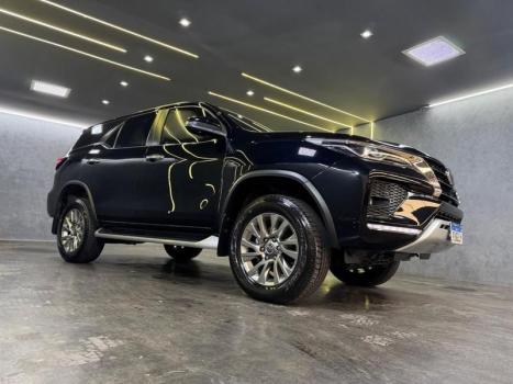 TOYOTA Hilux SW4 2.8 16V 4P SRX 4X4 7 LUGARES TURBO DIESEL AUTOM�TICO, Foto 4