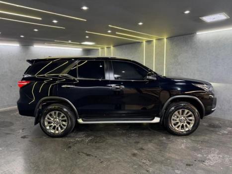 TOYOTA Hilux SW4 2.8 16V 4P SRX 4X4 7 LUGARES TURBO DIESEL AUTOM�TICO, Foto 6