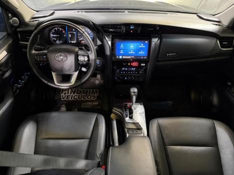 TOYOTA Hilux SW4 2.8 16V 4P SRX 4X4 7 LUGARES TURBO DIESEL AUTOM�TICO, Foto 10