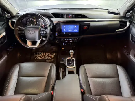 TOYOTA Hilux SW4 2.8 16V 4P SRX 4X4 7 LUGARES TURBO DIESEL AUTOM�TICO, Foto 9