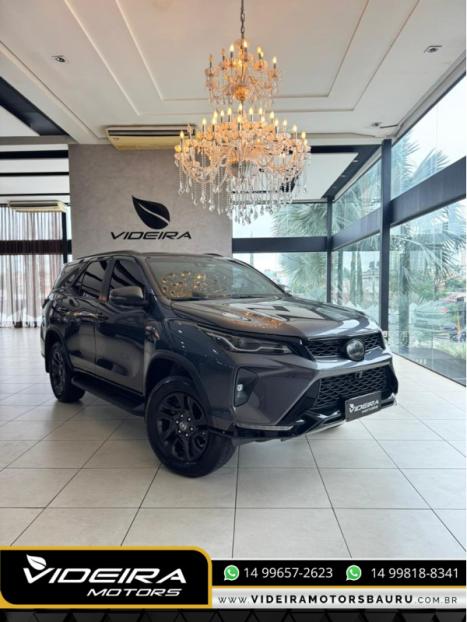TOYOTA Hilux SW4 2.8 16V 4P SRX 4X4 7 LUGARES TURBO DIESEL AUTOM�TICO, Foto 1