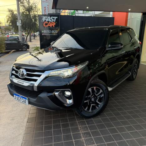 TOYOTA Hilux SW4 2.8 16V 4P SRX PLATINUM 4X4 7 LUGARES TURBO DIESEL AUTOM�TICO, Foto 2