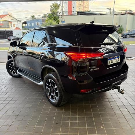 TOYOTA Hilux SW4 2.8 16V 4P SRX PLATINUM 4X4 7 LUGARES TURBO DIESEL AUTOM�TICO, Foto 6