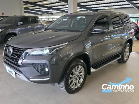 TOYOTA Hilux SW4 2.8 16V 4P SRX 4X4 7 LUGARES TURBO DIESEL AUTOM�TICO, Foto 1