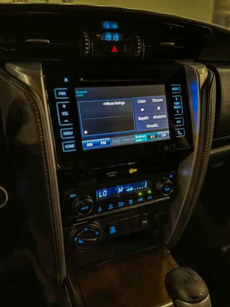 TOYOTA Hilux SW4 2.8 16V 4P SRX 4X4 7 LUGARES TURBO DIESEL AUTOM�TICO, Foto 10