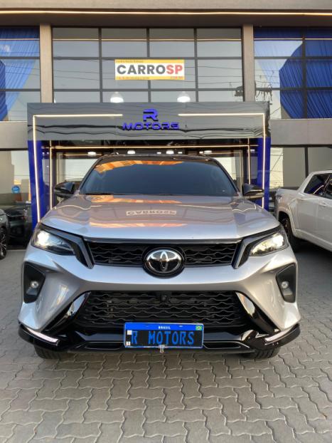 TOYOTA Hilux SW4 2.8 16V 4P SRX PLATINUM 4X4 7 LUGARES TURBO DIESEL AUTOM�TICO, Foto 2