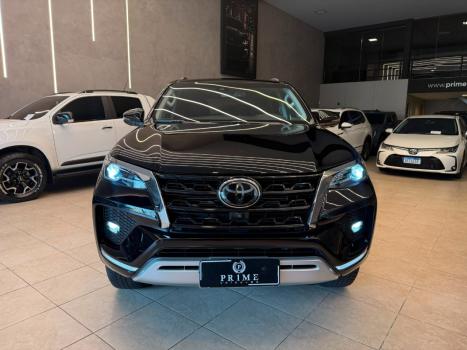 TOYOTA Hilux SW4 2.8 16V 4P SRX 4X4 7 LUGARES TURBO DIESEL AUTOM�TICO, Foto 2