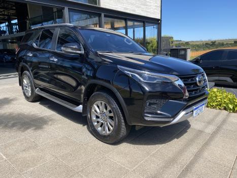 TOYOTA Hilux SW4 2.8 16V 4P SRX 4X4 7 LUGARES TURBO DIESEL AUTOM�TICO, Foto 3