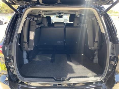 TOYOTA Hilux SW4 2.8 16V 4P SRX 4X4 7 LUGARES TURBO DIESEL AUTOM�TICO, Foto 8