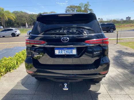 TOYOTA Hilux SW4 2.8 16V 4P SRX 4X4 7 LUGARES TURBO DIESEL AUTOM�TICO, Foto 18