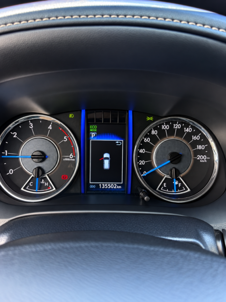 TOYOTA Hilux SW4 2.8 4P SRX 4X4 TURBO DIESEL AUTOMÁTICO, Foto 6