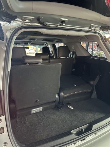 TOYOTA Hilux SW4 2.8 4P SRX 4X4 DIAMOND 7 LUGARES TURBO DIESEL AUTOMÁTICO, Foto 12