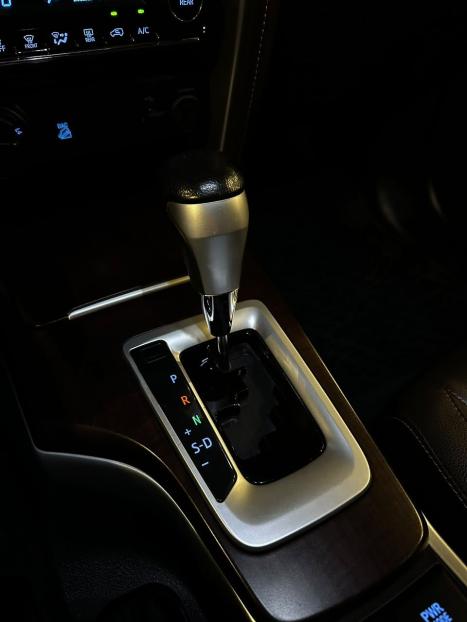 TOYOTA Hilux SW4 2.8 16V 4P SRX 4X4 7 LUGARES TURBO DIESEL AUTOMÁTICO, Foto 8