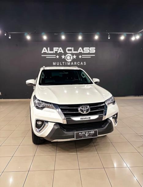 TOYOTA Hilux SW4 2.8 16V 4P SRX 4X4 7 LUGARES TURBO DIESEL AUTOMÁTICO, Foto 1