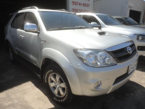 TOYOTA Hilux SW4 3.0 V6 12V 4P SRV 4X4 TURBO DIESEL AUTOMTICO, Foto 2