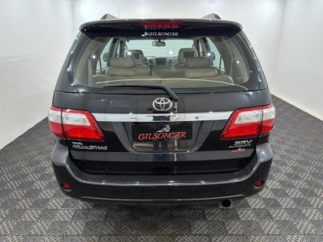 TOYOTA Hilux SW4 3.0 16V 4P SRV 4X4 7 LUGARES TURBO DIESEL AUTOMTICO, Foto 5