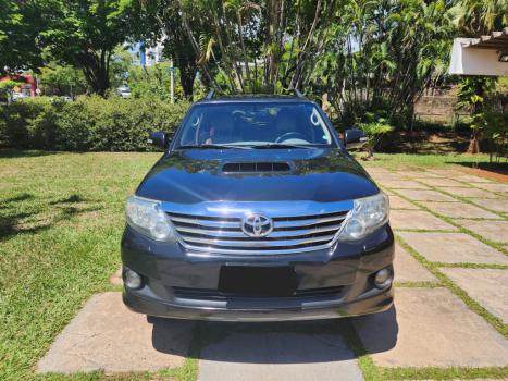 TOYOTA Hilux SW4 3.0 16V 4P SRV 4X4 7 LUGARES TURBO DIESEL AUTOM�TICO, Foto 3