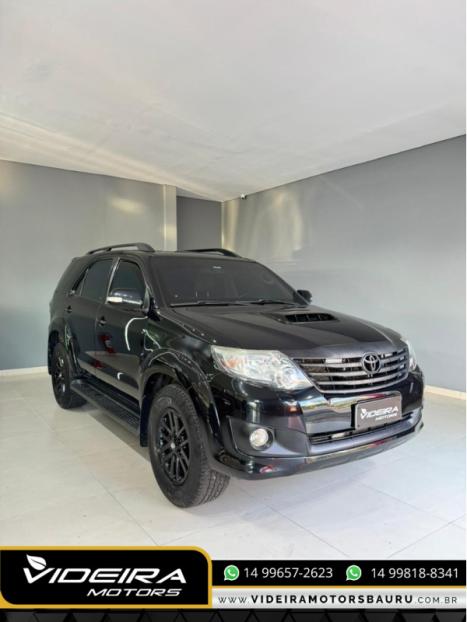 TOYOTA Hilux SW4 3.0 V6 12V 4P SRV 4X4 TURBO DIESEL AUTOM�TICO, Foto 1