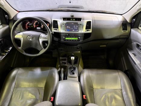 TOYOTA Hilux SW4 3.0 16V 4P SRV 4X4 TURBO DIESEL AUTOMÁTICO, Foto 9