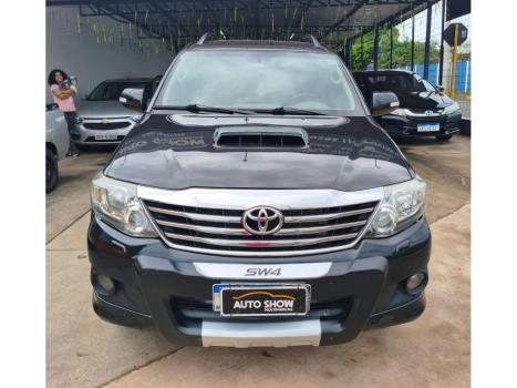 TOYOTA Hilux SW4 3.0 16V 4P SRV 4X4 7 LUGARES TURBO DIESEL AUTOMÁTICO, Foto 3