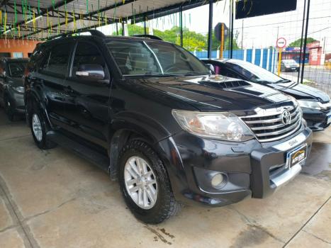 TOYOTA Hilux SW4 3.0 16V 4P SRV 4X4 7 LUGARES TURBO DIESEL AUTOMÁTICO, Foto 5