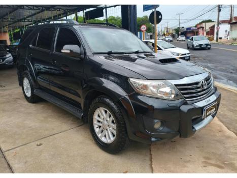 TOYOTA Hilux SW4 3.0 16V 4P SRV 4X4 7 LUGARES TURBO DIESEL AUTOMÁTICO, Foto 6