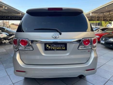 TOYOTA Hilux SW4 , Foto 5