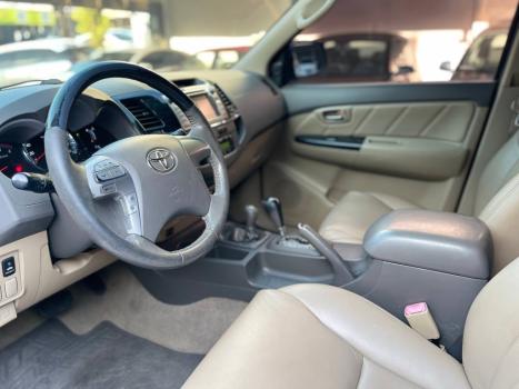 TOYOTA Hilux SW4 , Foto 12