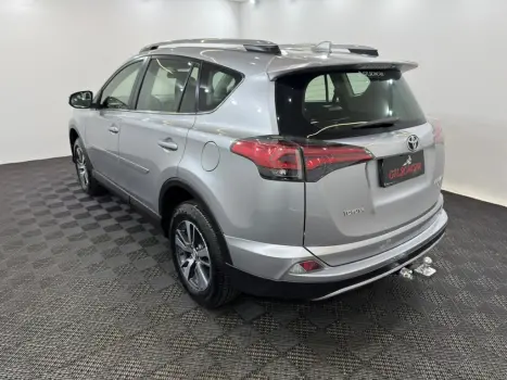 TOYOTA RAV 4 , Foto 6