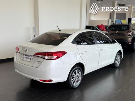 TOYOTA Yaris Hatch 1.5 16V 4P FLEX XL PLUS CONNECT MULTIDRIVE AUTOM�TICO CVT, Foto 3