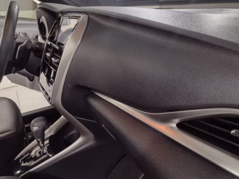 TOYOTA Yaris Hatch 1.5 16V 4P FLEX XLS CONNECT MULTIDRIVE AUTOMTICO CVT, Foto 24