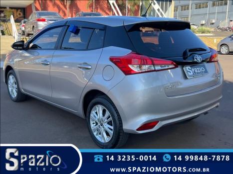 TOYOTA Yaris Hatch 1.3 16V 4P FLEX XL, Foto 4