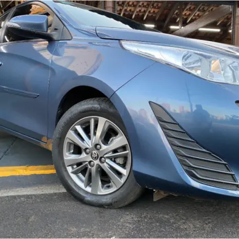 TOYOTA Yaris Hatch 1.5 16V 4P FLEX XL PLUS CONNECT MULTIDRIVE AUTOMÁTICO CVT, Foto 3 TOYOTA Yaris Hatch 1.5 16V 4P FLEX XL PLUS CONNECT MULTIDRIVE AUTOMÁTICO CVT, Foto 3