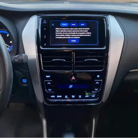 TOYOTA Yaris Hatch 1.5 16V 4P FLEX XL PLUS CONNECT MULTIDRIVE AUTOMÁTICO CVT, Foto 7 TOYOTA Yaris Hatch 1.5 16V 4P FLEX XL PLUS CONNECT MULTIDRIVE AUTOMÁTICO CVT, Foto 7