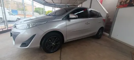 TOYOTA Yaris Hatch 1.3 16V 4P FLEX XL, Foto 8