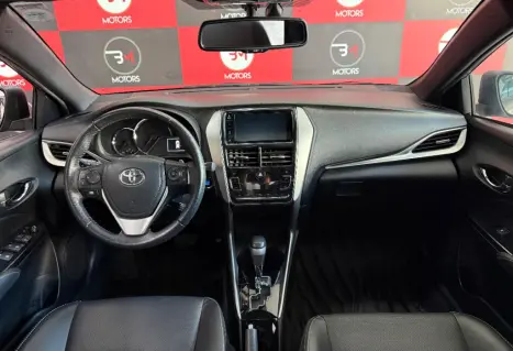 TOYOTA Yaris Hatch 1.5 16V 4P FLEX XLS MULTIDRIVE AUTOMTICO CVT, Foto 6