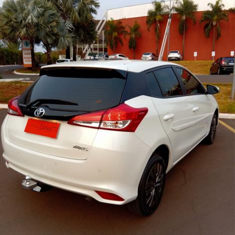 TOYOTA Yaris Hatch 1.3 16V 4P FLEX XL MULTIDRIVE AUTOMTICO CVT, Foto 2